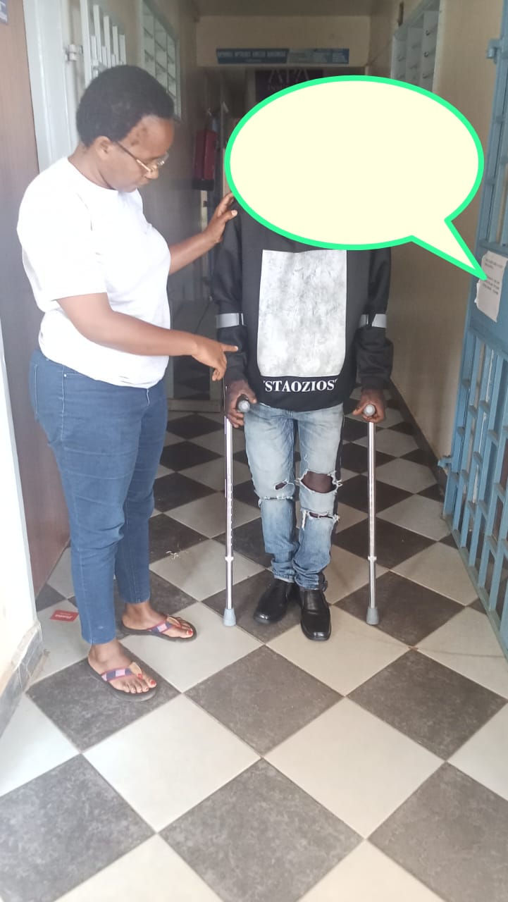 Patient receiving orthopaedic care at Roma Orthopaedic Services